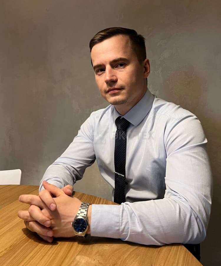 Шершнев Александр null