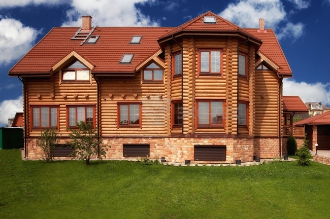 Окна в деревянном доме