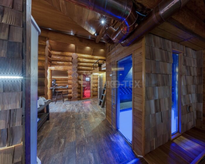 Фото баня с бассейном из рубленных бревен большого диаметра по проекту 