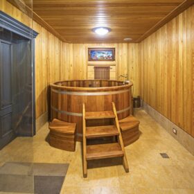 Фото баня из клееного бруса