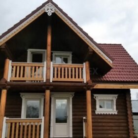 Фото дома и бани из оцилиндрованного бревна