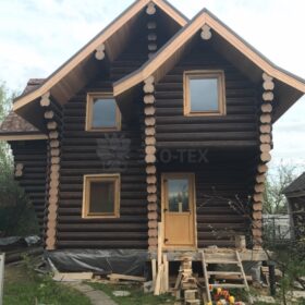 Фото дома и бани из оцилиндрованного бревна