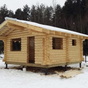 Фото дома и бани из оцилиндрованного бревна