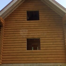 Фото дома и бани из оцилиндрованного бревна