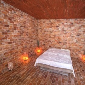 Фото дом с бассейном и спортзалом из клееного бруса