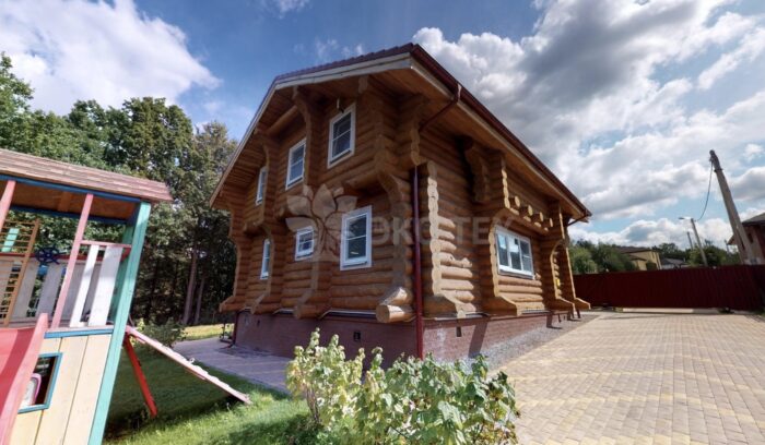 Фото дом из оцилиндрованного бревна по проекту фьорд