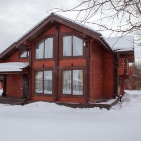 Фото дома из клееного бруса