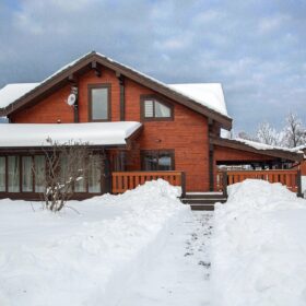 Фото дома из клееного бруса