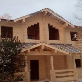 Фото дома из клееного бруса