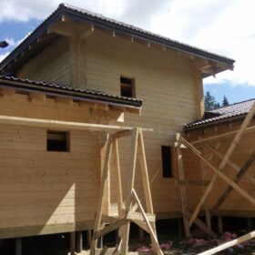 Фото дома из клееного бруса