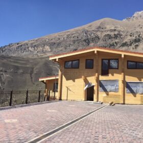 Фото дома из клееного бруса