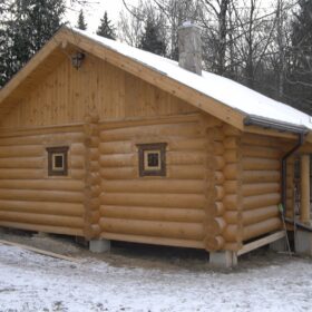 Фото домов из бревна ручной рубки