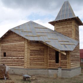 Фото домов из бревна ручной рубки