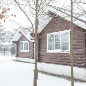 Эко-тех дом,оцилиндрованное бревно, строительство и отделка фото