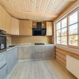 Эко-тех Фото построенный дом из оцилиндрованного бревна по проекту Калифорния