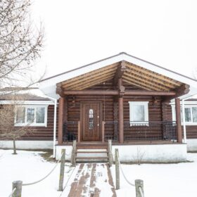 Эко-тех дом оцилиндрованное бревно, строительство и отделка фото