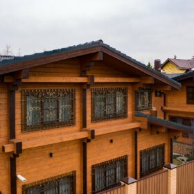 Дом по проекту Рим с гаражом из клееного бруса