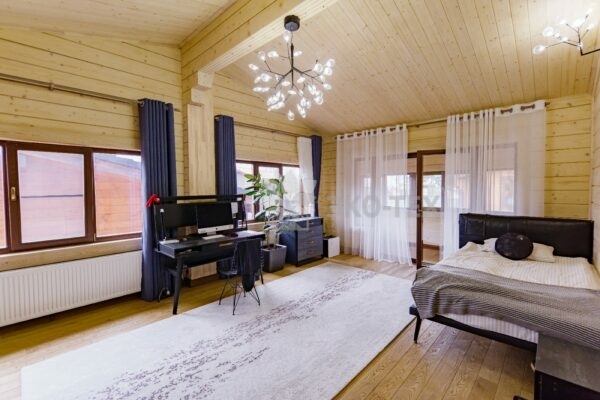 Дом по проекту Рим с гаражом из клееного бруса