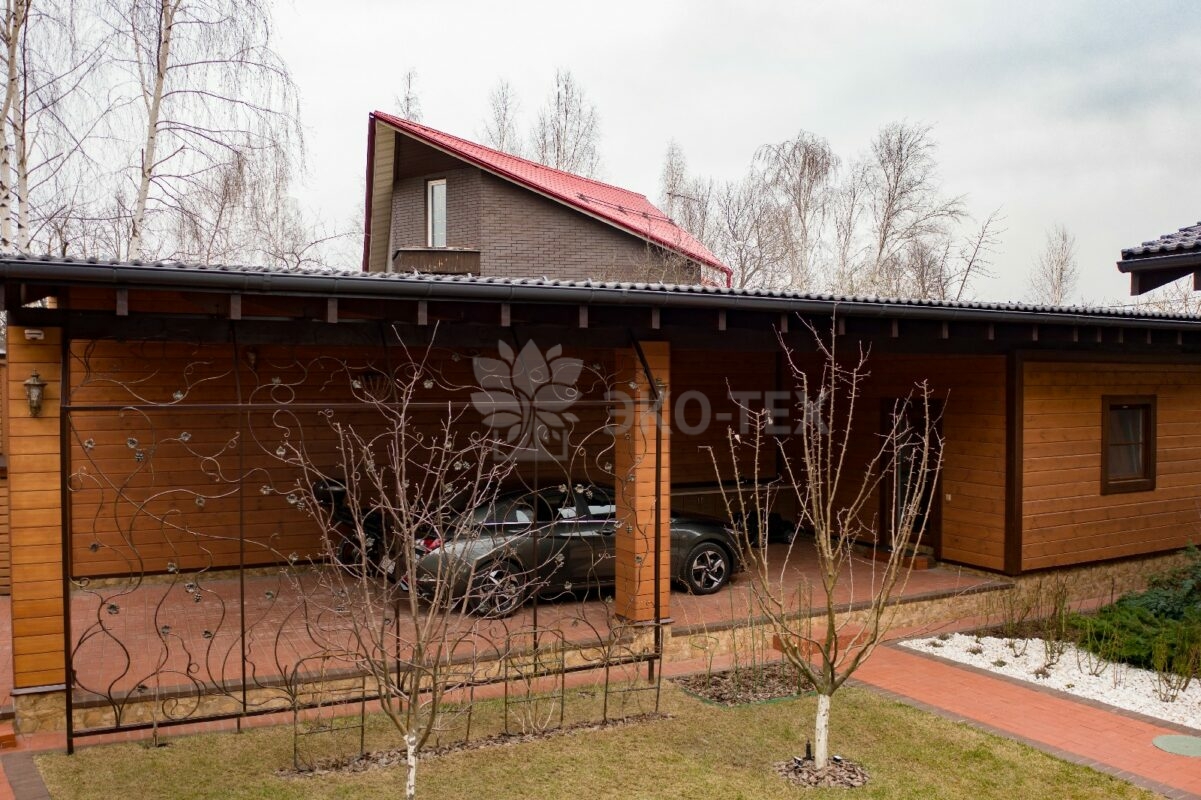 Дом по проекту Рим с гаражом из клееного бруса