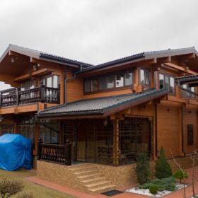 Дом по проекту Рим с гаражом из клееного бруса