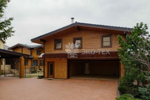 Дом по проекту Рим с гаражом из клееного бруса